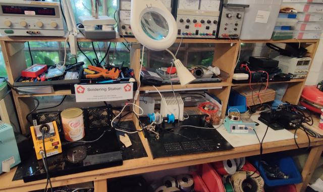 img/home/soldering.jpg